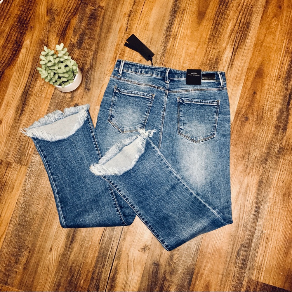 C'Est Toi Raw hem Straight Leg Denim capri sz 0
